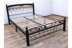 Кровать "Муза 1" КМД10  Черная (1400*2000) (ножки-шоколад) с коваными изделиями в Урае - uray.ok-mebel.com | фото 3