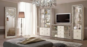 Зеркало большое Тиффани Premium черная/серебро (ТФ/02(П) в Урае - uray.ok-mebel.com | фото 2